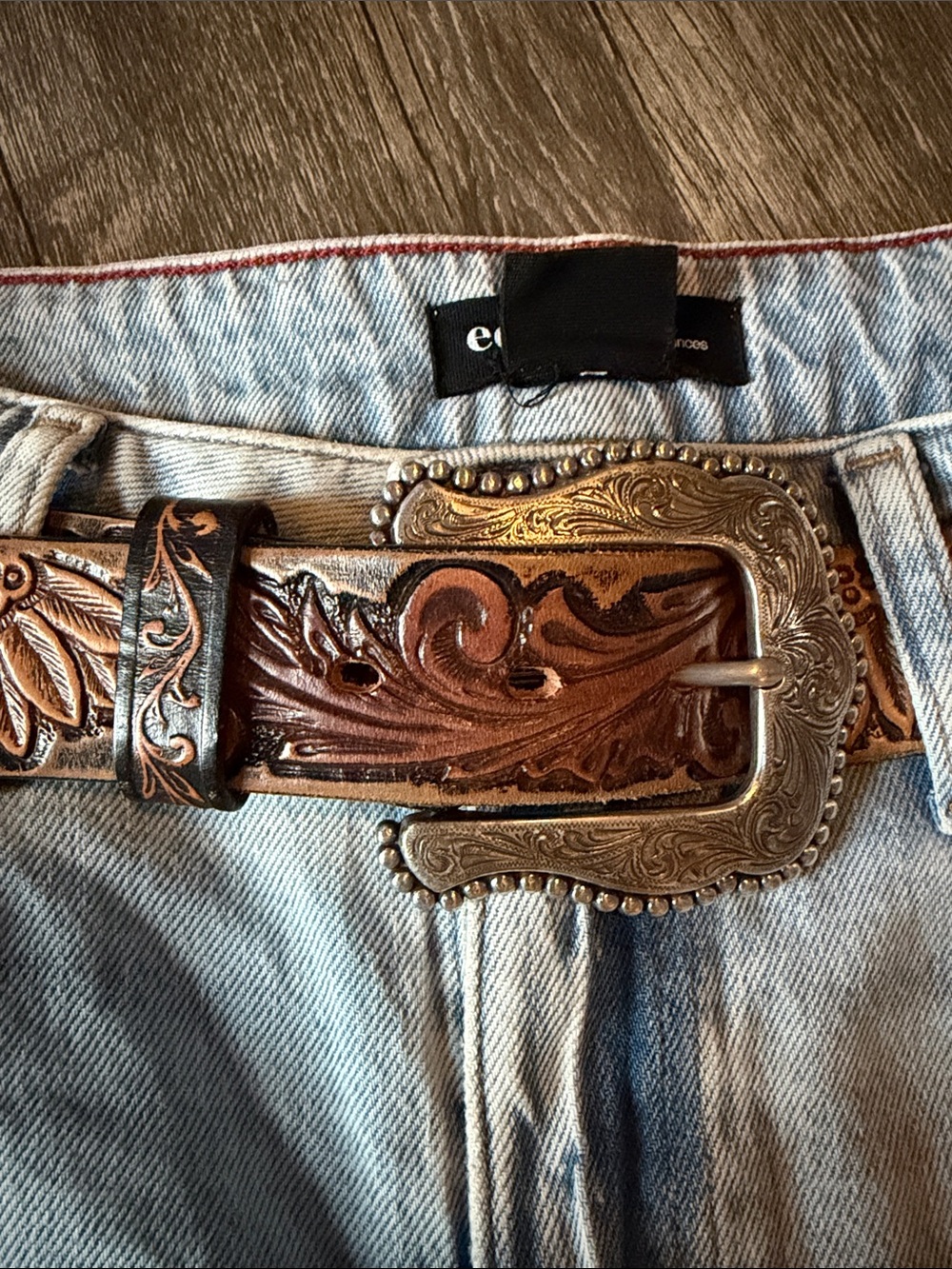 Women’s Accessory Belt - Picture 3 of 5